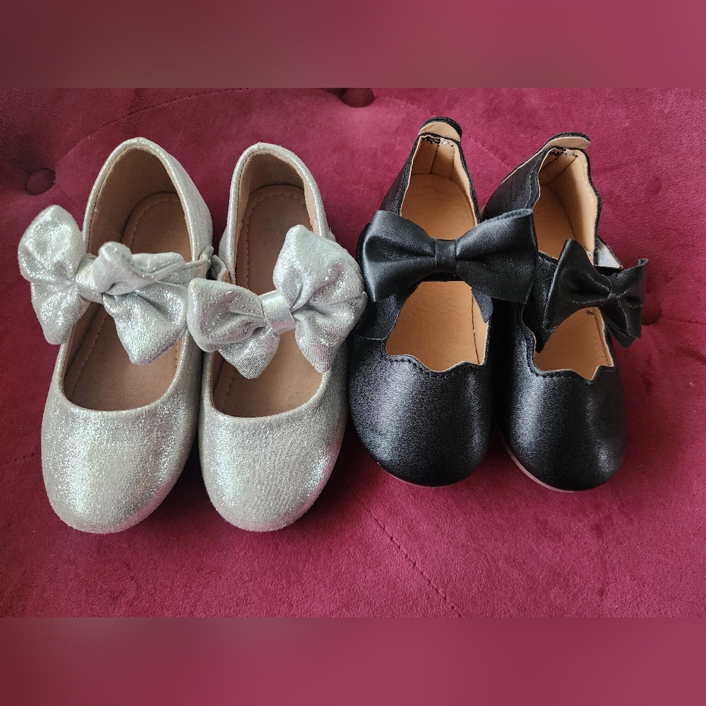 Elegant Silver and Black Kids Shoes with Bow Size 8-8.5 - Picture 2 of 3